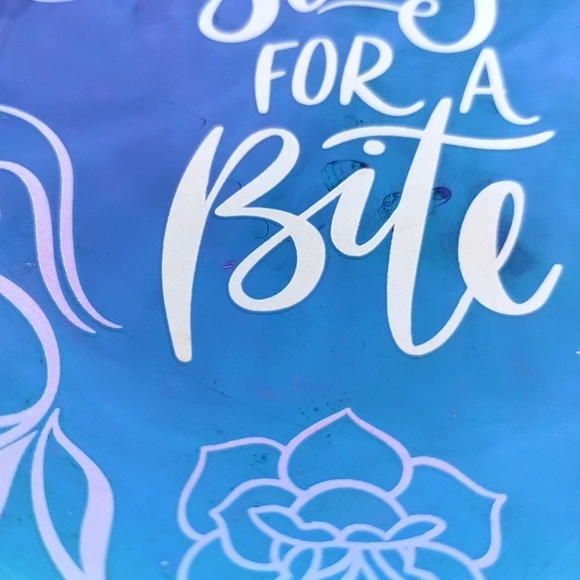 Stay For A Bite Iridescent Tidbit Plate Bat Set Of 4 Bewitched - Picture 12 of 15